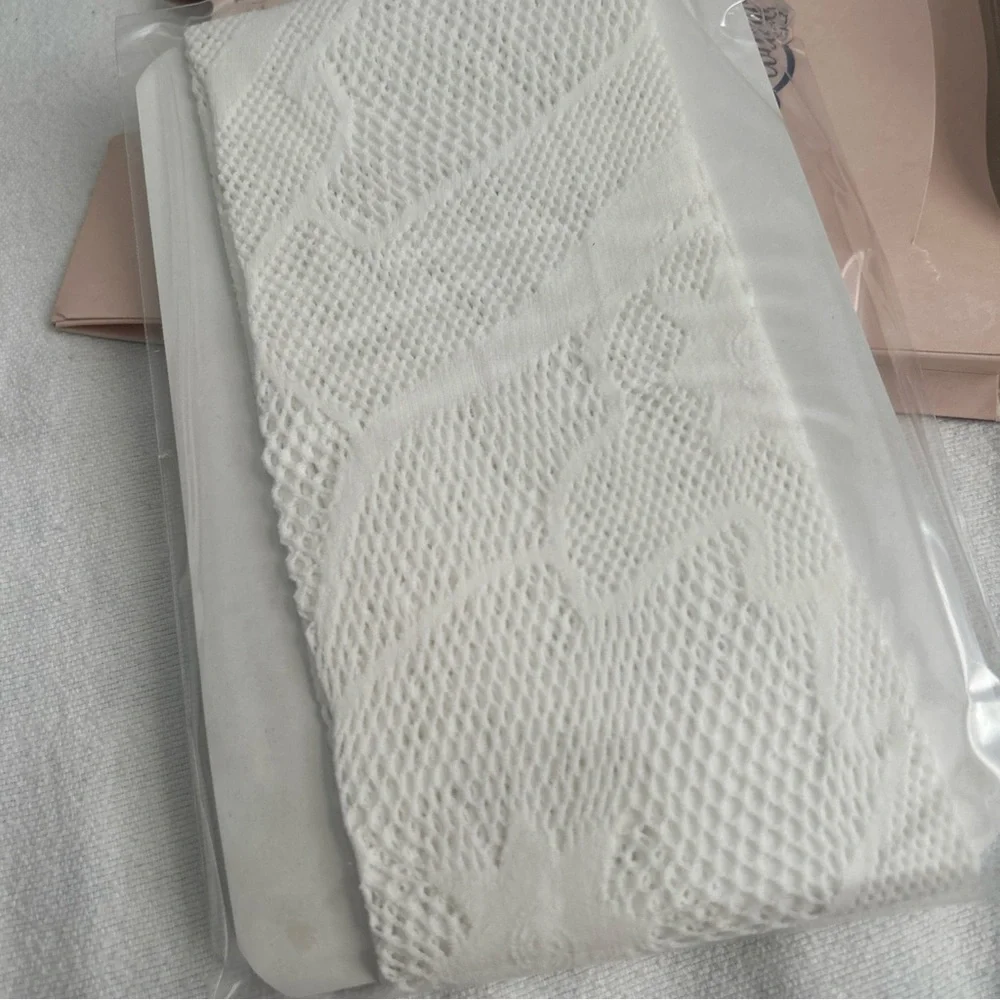 NEW Levante Calze Styling Firestars Capri White Pattern Stockings Size 3/4 L/XL